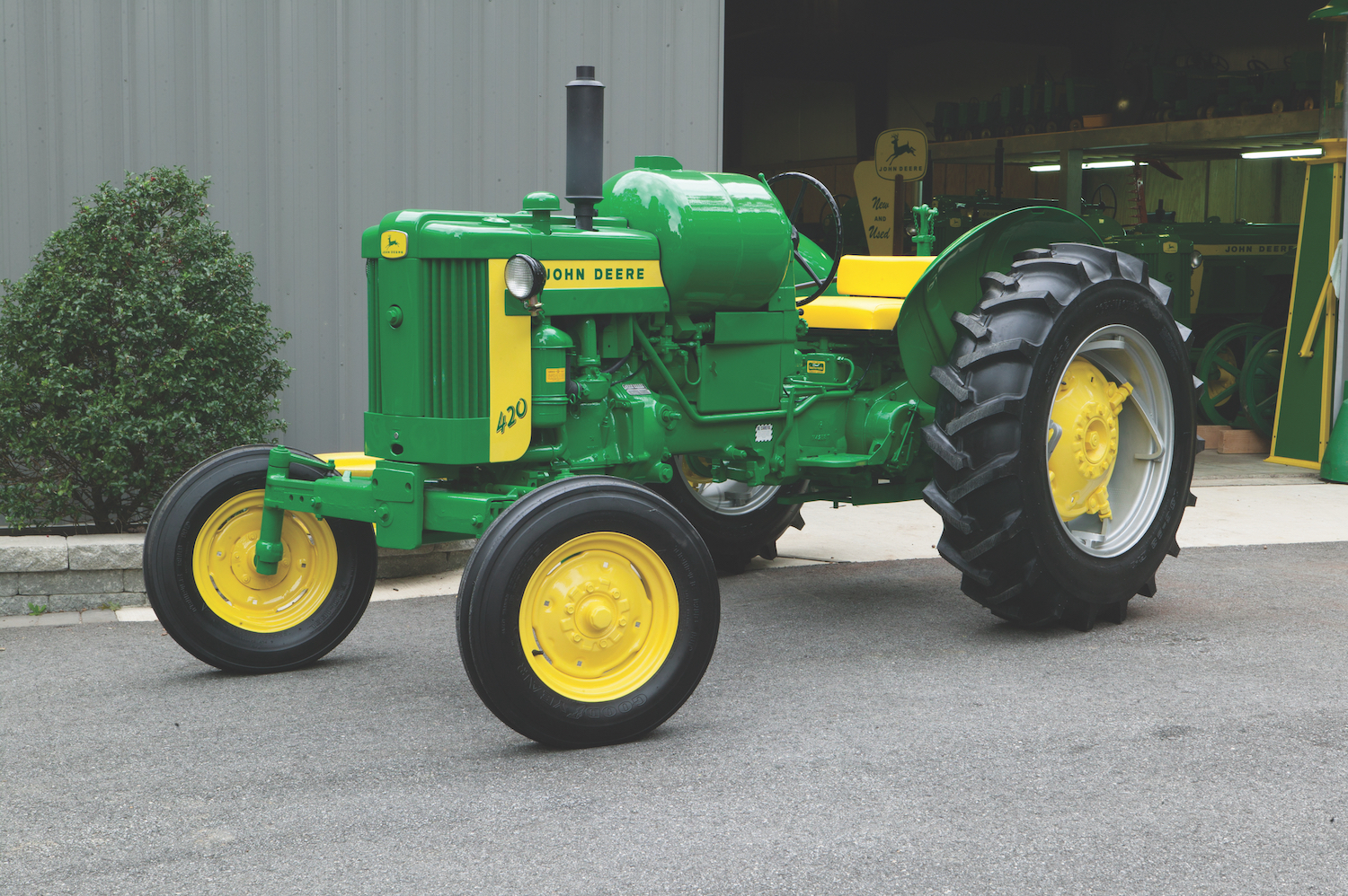 John Deere model 420