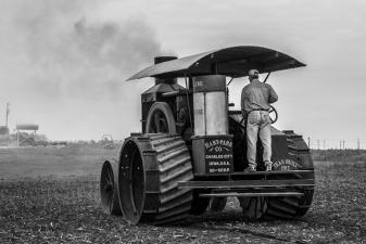 Media Name: blog_tractorpioneers_banner.jpg